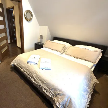 Glamour I アパート ザコパネ